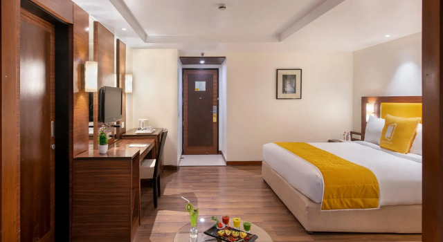 Двухместный номер Deluxe BloomSuites l Ahmedabad