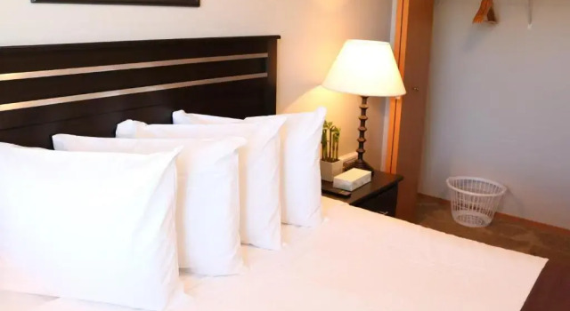 Апартаменты Autumn Leaf Furnished Apartments
