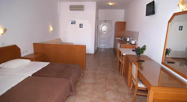 Estudio Lambis Studios & Apartments