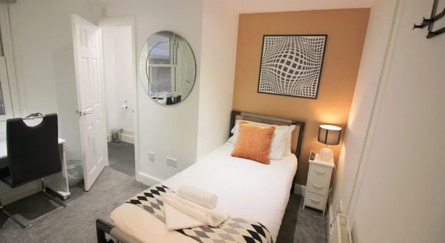 Одноместный номер Standard Cambridge City Rooms by Paymán Club