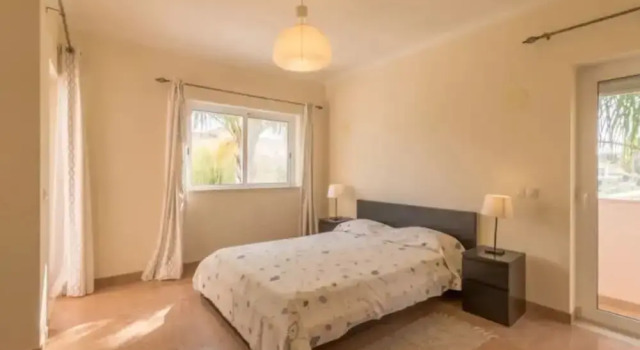 Villa - 5 Bedrooms with Pool - 107747