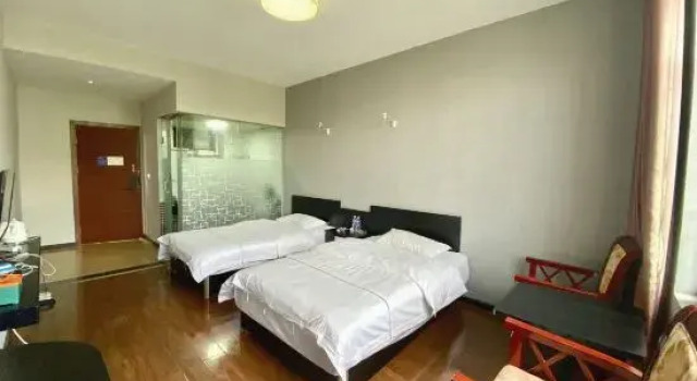 Mengzi love me 258 love themed hotel (Xintiandi Diannan street branch), Boek Hotel Mengzi Yunnan