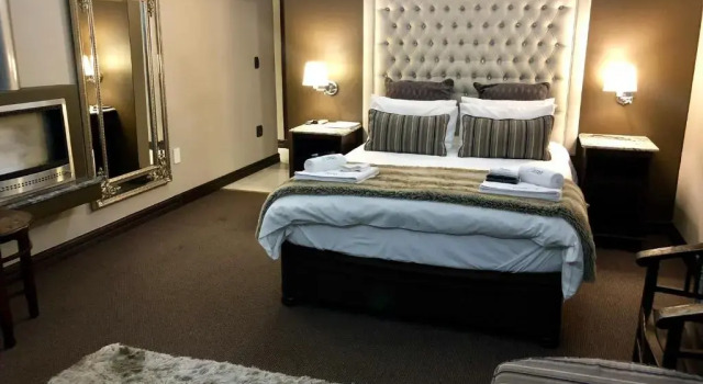 Номер Superior Kosmos Lodge