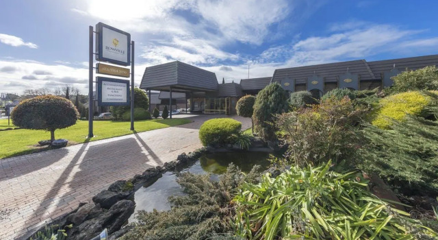 Rowville International Hotel