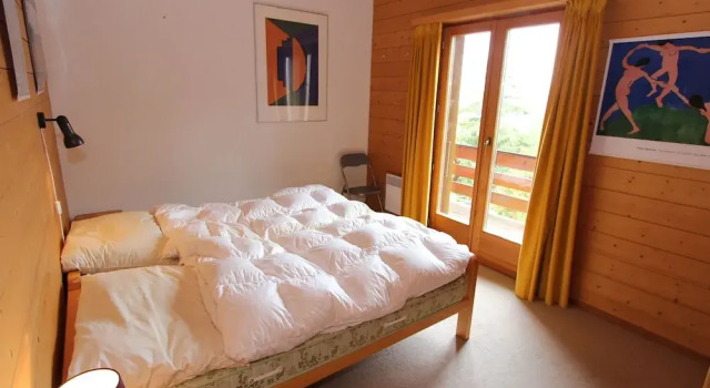 Well Equipped Valais Chalet With Fireplace and Three Floors
