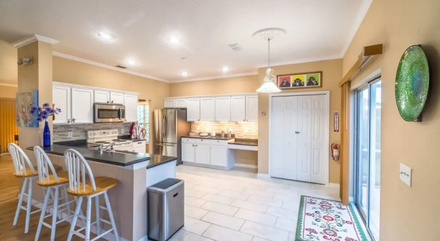 Orlando Top Rated Vacation Home, Забронировать Отель Отели Фор Корнерз с бассейном, Бассейн