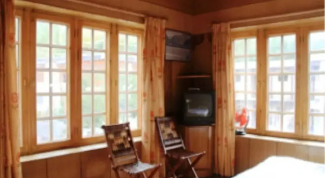 Nezer Homestay