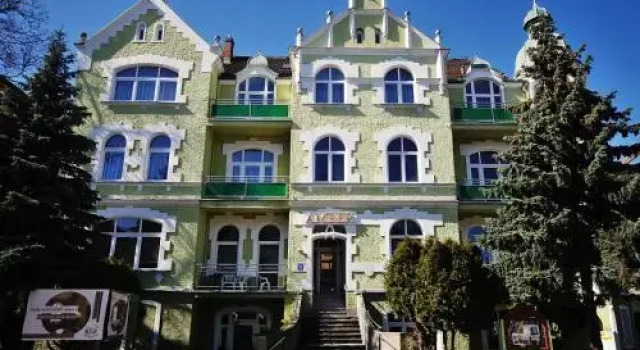 Dom Zdrojowy Amber, Забронировать Отель Отели Свиноуйсьце 3 звезды, рядом с Sea Fishing Museum, 3*