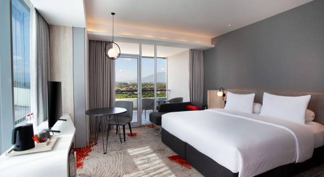 HARRIS Hotel & Convention Cibinong City Mall Bogor, Book Hotel 4-Star Hotels in Cibinong, 4*