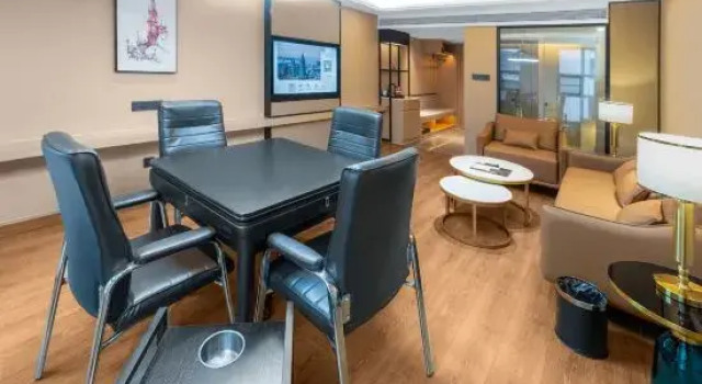 Люкс Vienna International Hotel (Chenzhou High-Speed Railway West Station)