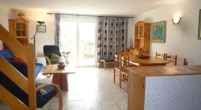Maison Fleury-Saint-Pierre-la-Mer, 3 pièces, 7 personnes - FR-1-229D-286, Book Hotel Hotels in Fleury with Parking, Parking