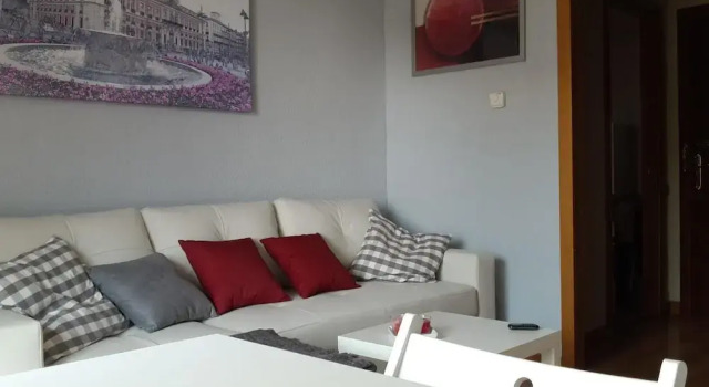 Apartamento Chamartín, Забронировать Апартаменты/квартира Чамартин Мадрид, рядом с Церковь Нуэстра-Сеньора-дель-Эспино