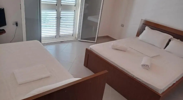 Номер Standard Guest House Emiljos Flamur