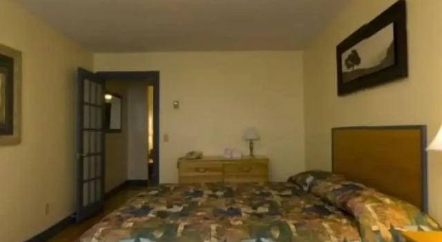 Люкс с 2 комнатами с видом на океан Parkland Village Inn