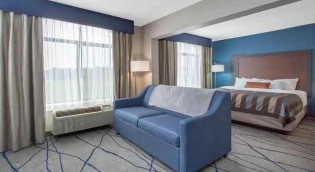 Люкс Wingate by Wyndham Indianapolis Airport Plainfield