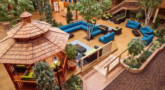 Двухместный номер Standard с видом на сад LivINN Hotel Minneapolis North / Fridley