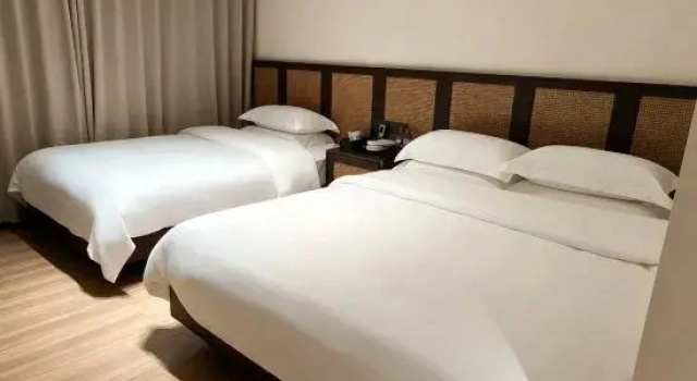 Люкс Mangshi Lingyuyue Homestay