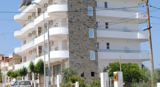 Visi Apartments