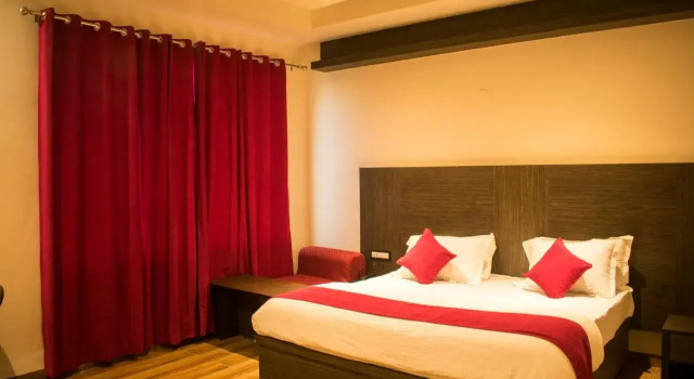 Hotel Chancellor, Varaa Hotelli Hotellit Punjab pysäköinnillä, Pysäköinti