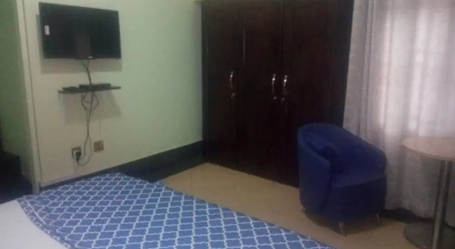 Ama Serwaa Lodge, Book Pension Accra Greater Accra