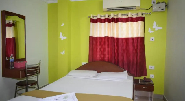 Golden Sun Inn