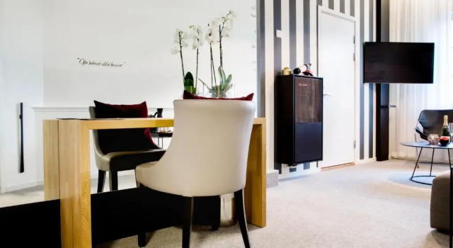 Полулюкс Fredriksten Hotell