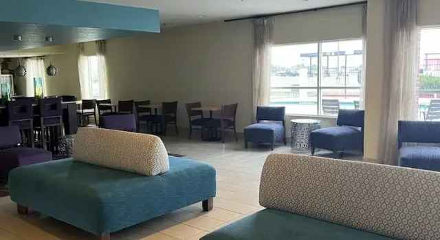 Mathis Deluxe Hospitality, Book Pension Gæstehuse i Mathis, Pension