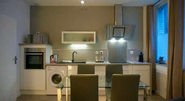 Appart Hôtel Lille - PRISCA, Забронировать Отель Отели Лилля с парковкой, рядом с Chambre de Commerce, Парковка