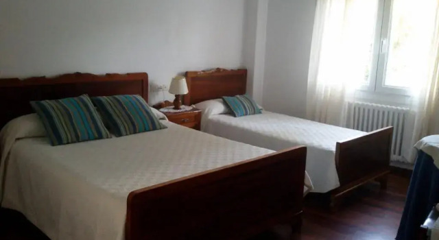Трёхместный номер Standard с видом на сад Hostal Pumar