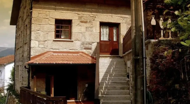Villa With 4 Bedrooms in Vila Seca, With Wonderful Mountain View, Priv, Varaa Villa Huvilat kohteessa Norte Region, Villa