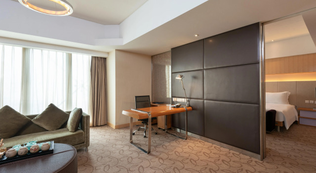 Tianjin Binhai Rezen Hotel