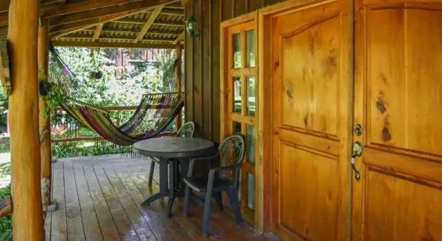 Бунгало с красивым видом из окна Hotel y Resort Quinta del Sol