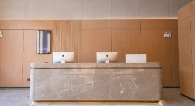 Jun Yuelan Hotel (Qinzhou Changrong World Trade Plaza Qinzhou East Station), Rezerwuj Hotel Qinzhou Guangxi