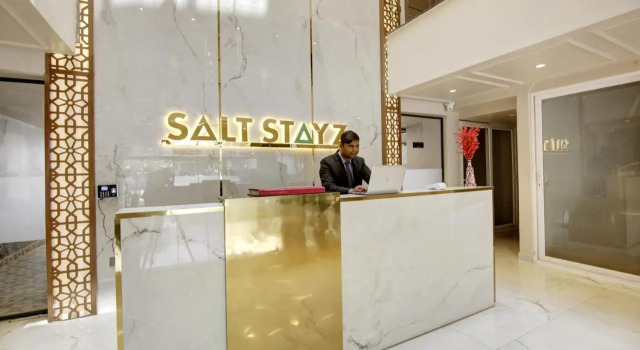 Saltstayz Premier - Near Golf Course Road & Sector 57, Забронировать Отель Гургаон Gurgaon Region