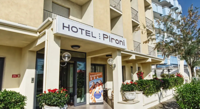 Hotel Pironi, Забронировать Отель Сан-Мауро-Пасколи Эмилия-Романья