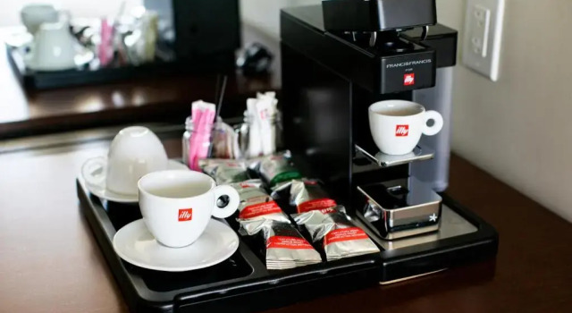 Четырёхместный номер Standard The TENNESSEAN Hotel