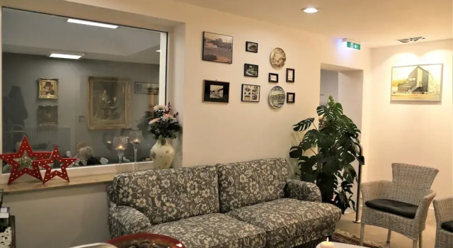 Minsu Hotel