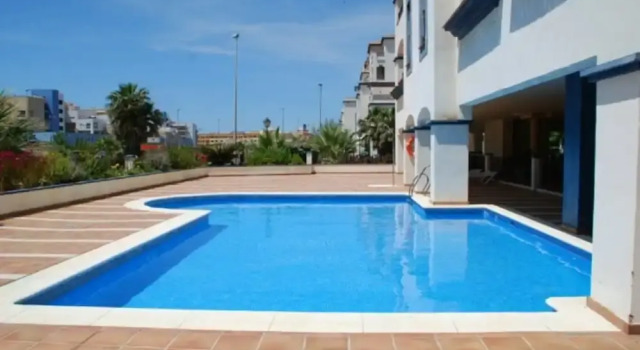 Апартаменты Apartment Near Shops and Sea