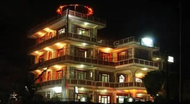 Hotel Tibet Home, Забронировать Отель Покхара провинция Гандаки-Прадеш