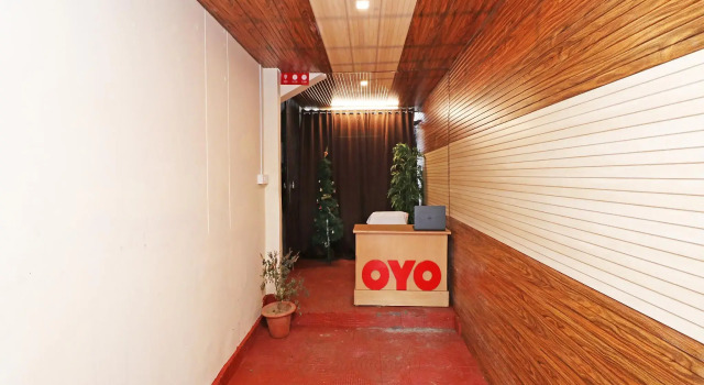 OYO 27977 Hotel Ashiyana