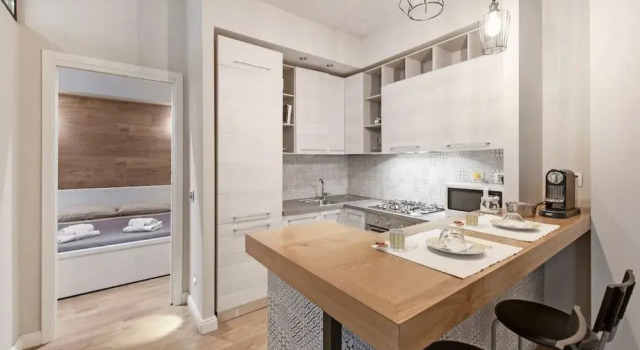 Brand new Spacious 1bed Flat in San Giovanni, Prenota Hotel San Giovanni Roma