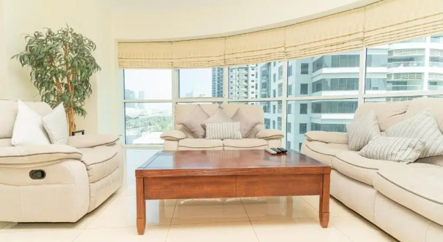 Отель Rh - Spacious 2Br Saba Towers, Jlt, walk to Metro, Забронировать Отель Башни Джумейра Лейк , рядом с Dubai Marina Yacht Club