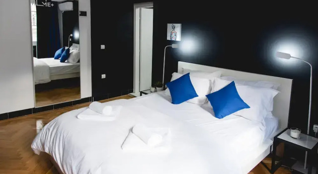 Home Plus Ethos, Забронировать Отель Афины Острова Саронического залива - Аттика, рядом с Холм Филопаппос