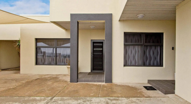 Atlantic West Beach Apartments, Book Lejlighed Port Adelaide 