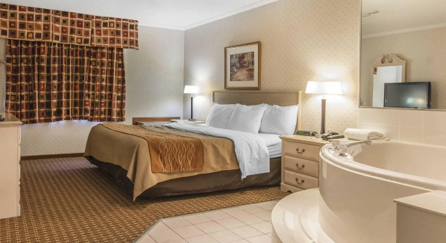 Двухместный люкс Comfort Inn