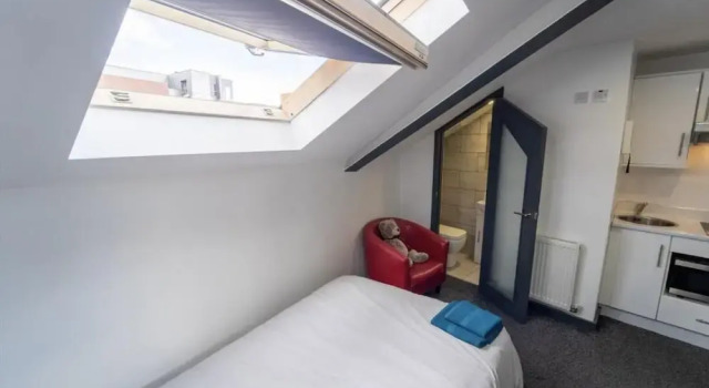 Fully Serviced Studio Available Close to the City, Varaa Hotelli Birmingham West Midlands