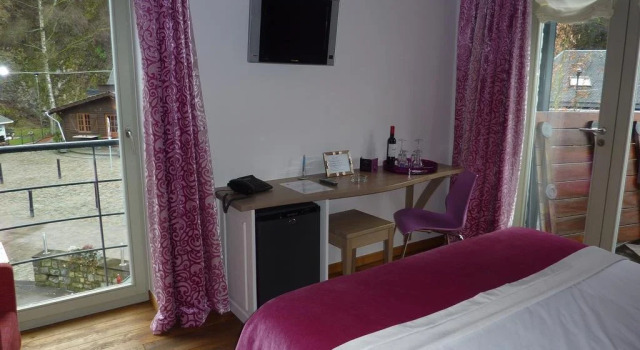 Hotel Saint-Amour, Забронировать Отель Отели в центре Дюрбюи, в центре