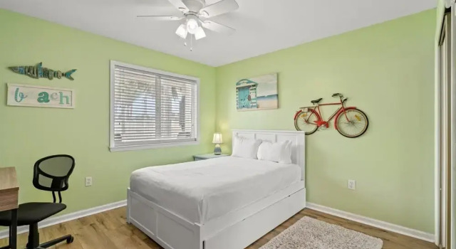4109 A Safari St, Book Hotel Hoteller i Lower Grand Lagoon med parkering, Parkering