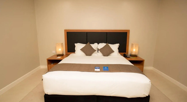 Двухместный люкс Premier Gateway Hotel