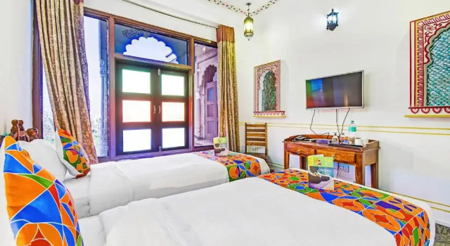 Номер Deluxe Fabhotel Shree Villas